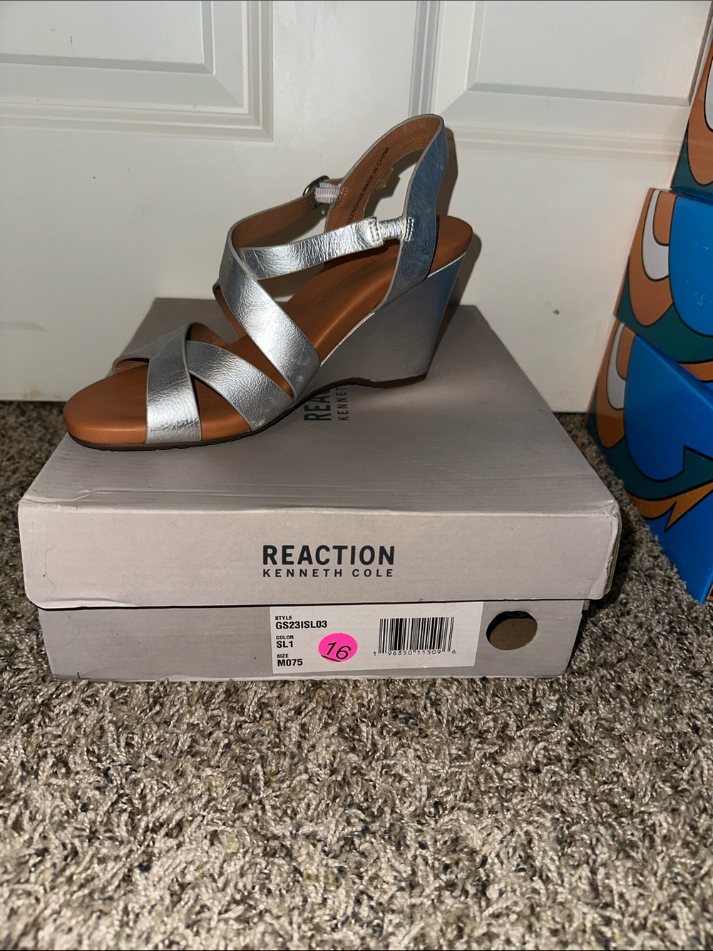 Kenneth Cole Reaction Silver Metallic Wedge Sandals with Tan Footbed